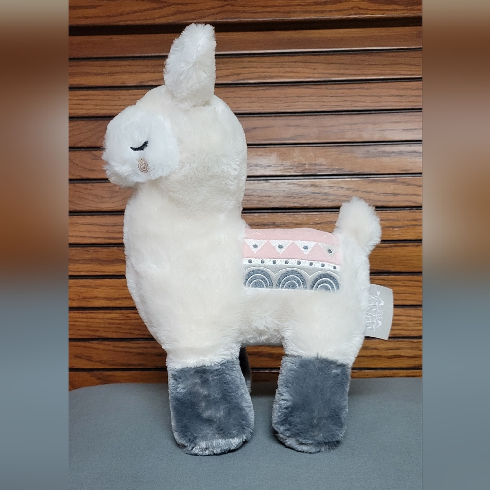 NEW LEVTEX BABY LLAMA
